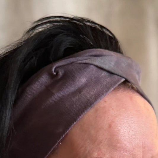 Anthrazitfarbenes Stirnband in Tie-Dye-Optik