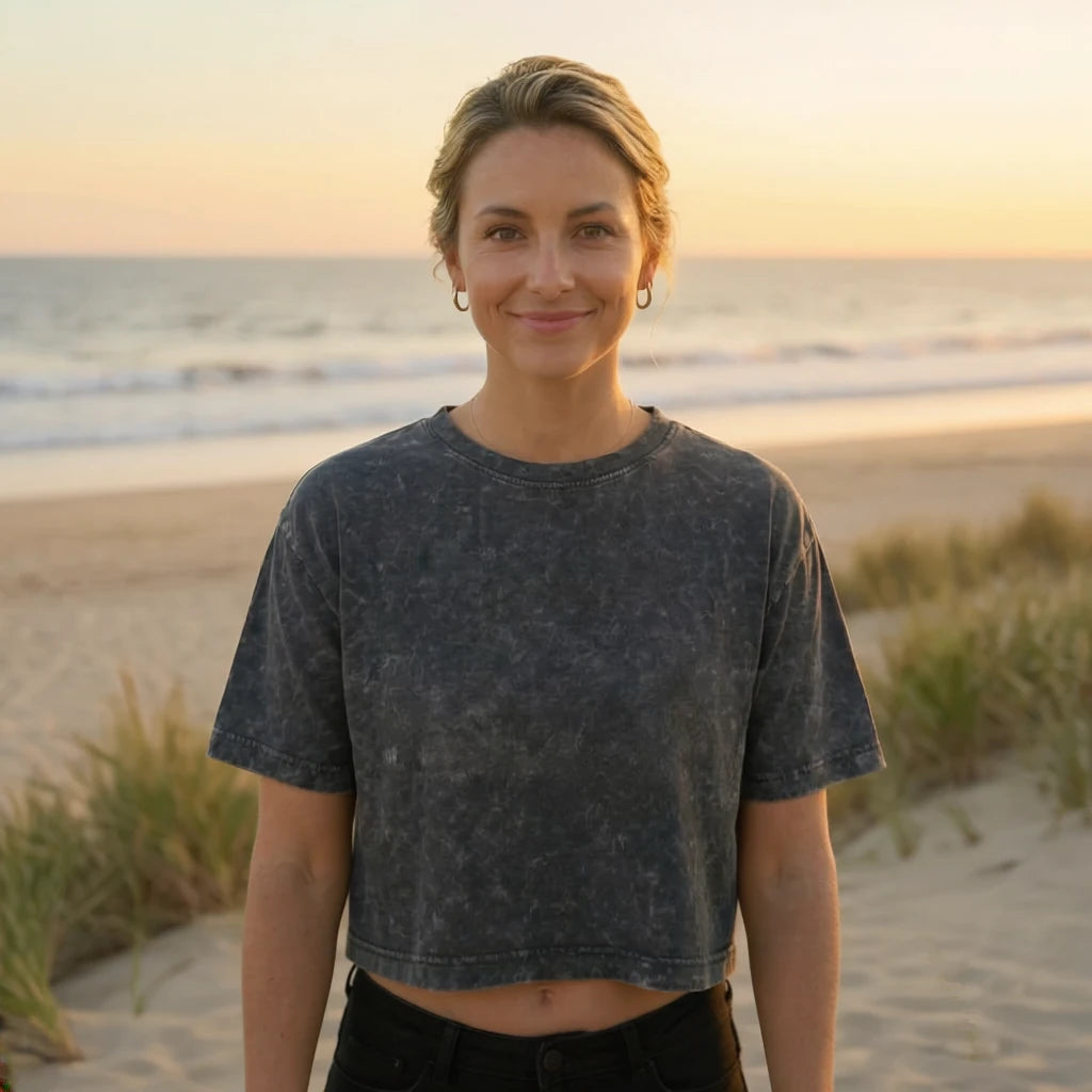 Graues Crop Top mit ausgewaschenen Farben