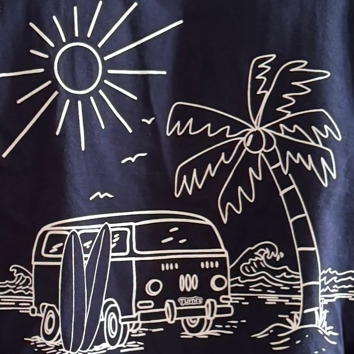Blaues Herren Shirt mit weißem Siebdruck (Turni's und Surf-Van-Motiv)