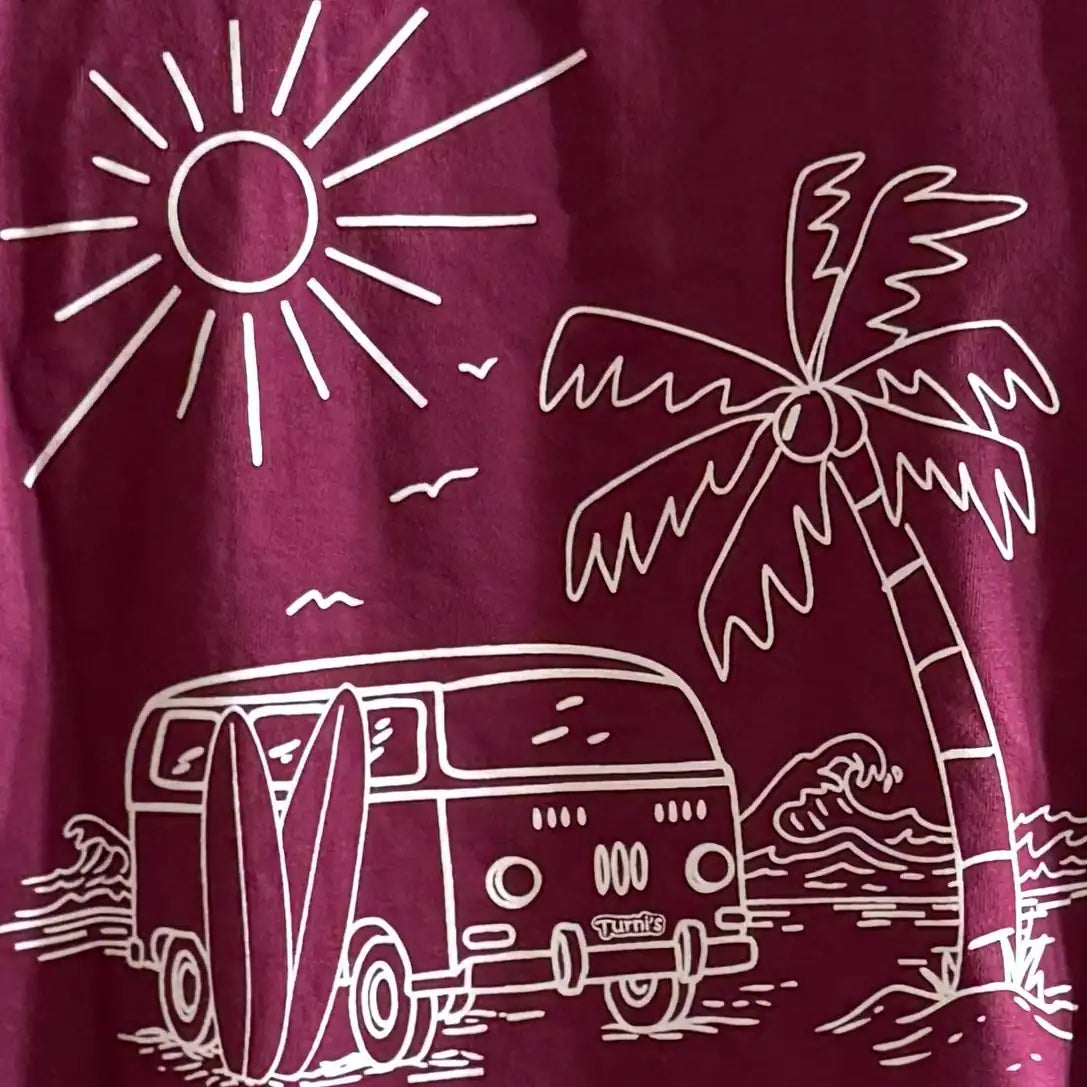 Rotes Herren Shirt mit weißem Siebdruck (Turni's und Surf-Van-Motiv)